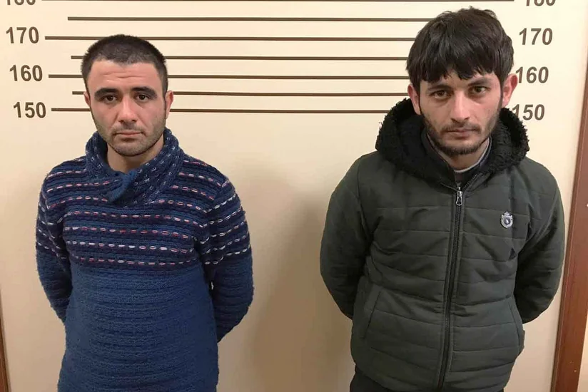 Bir gecədə 20 avtomobildən oğurluq edənlər saxlanıldı