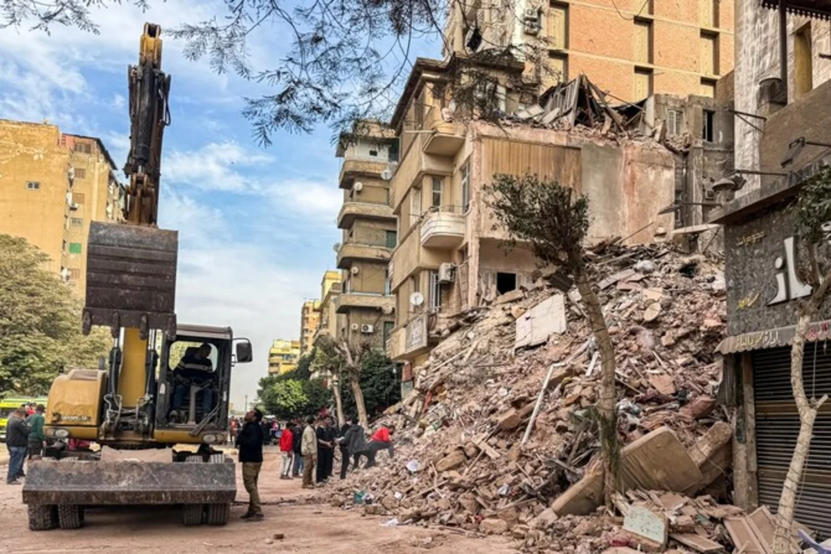 Misirdə binanın uçması nəticəsində 10 nəfər ölüb