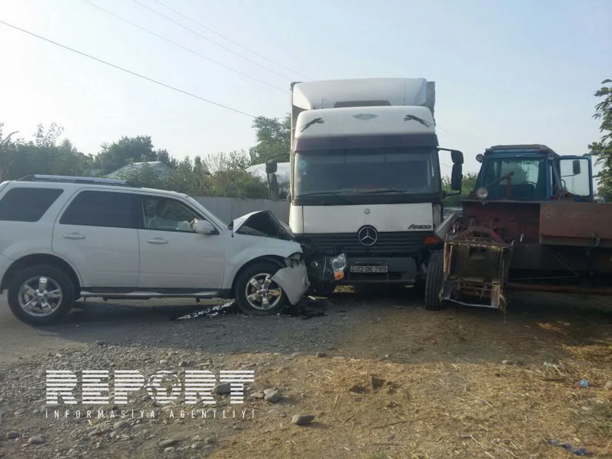 ​Bərdədə zəncirvari qəza baş verib - FOTO
