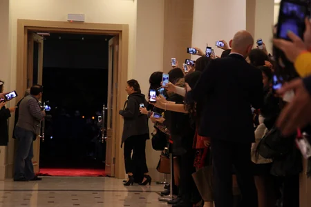“Unutursam Fısılda” filminin qala gecəsində tamaşaçılar arasında çaxnaşma baş verib