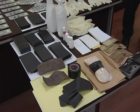 Polis Azərbaycanda keçiriləcək beynəlxalq yarışlar zamanı turistlərin pullarını mənimsəmək istəyən xarici vətəndaşları tutub
