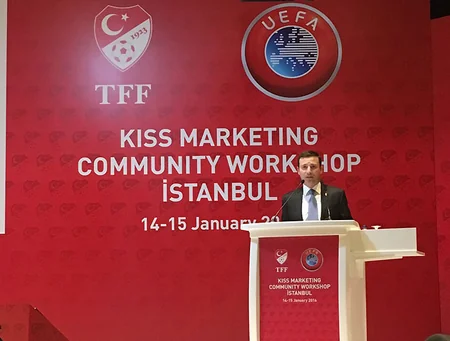 UEFA AFFA-nı mükafatlandırıb