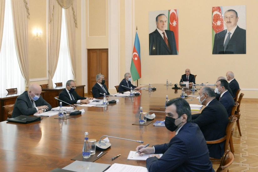 Nazirlər Kabinetinin gələn ilin dövlət büdcəsi və icmal büdcənin müzakirəsinə həsr olunmuş geniş iclası keçirilib