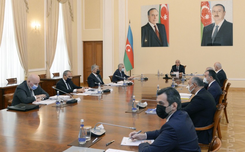 Nazirlər Kabinetinin gələn ilin dövlət büdcəsi və icmal büdcənin müzakirəsinə həsr olunmuş geniş iclası keçirilib