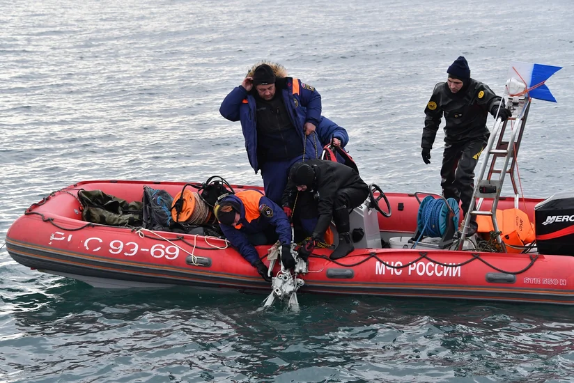 Поиск погибших в авиакатастрофе Ту-154 продолжат до 9 января