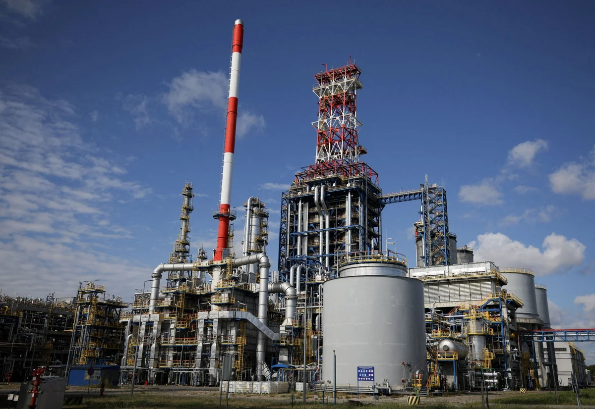 Польская Orlen продала Saudi Aramco долю в Гданьском НПЗ