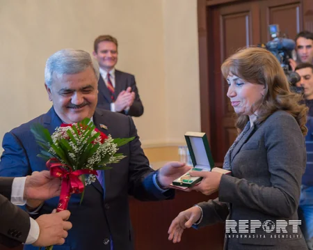 SOCAR-da neftçilərə orden və medallar təqdim olunub