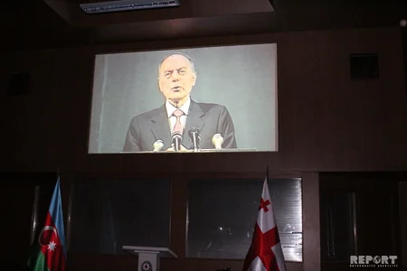 Tbilisidə Heydər Əliyevə həsr olunan anım mərasimi keçirilib