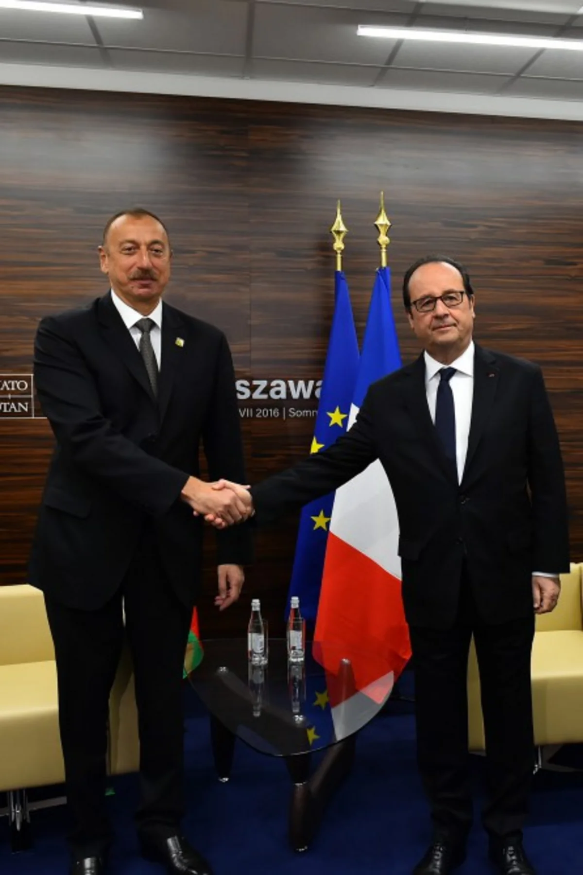 ​Prezident İlham Əliyev Fransanın dövlət başçısı Fransua Ollandla görüşüb - FOTO