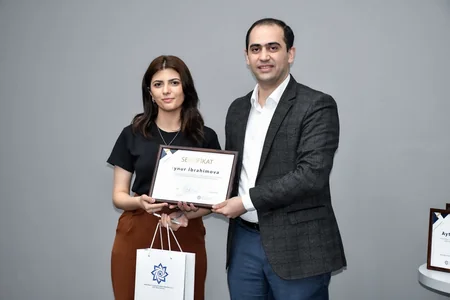 Sosial jurnalistika təlimləri yekunlaşıb, iştirakçılara sertifikatlar təqdim edilib