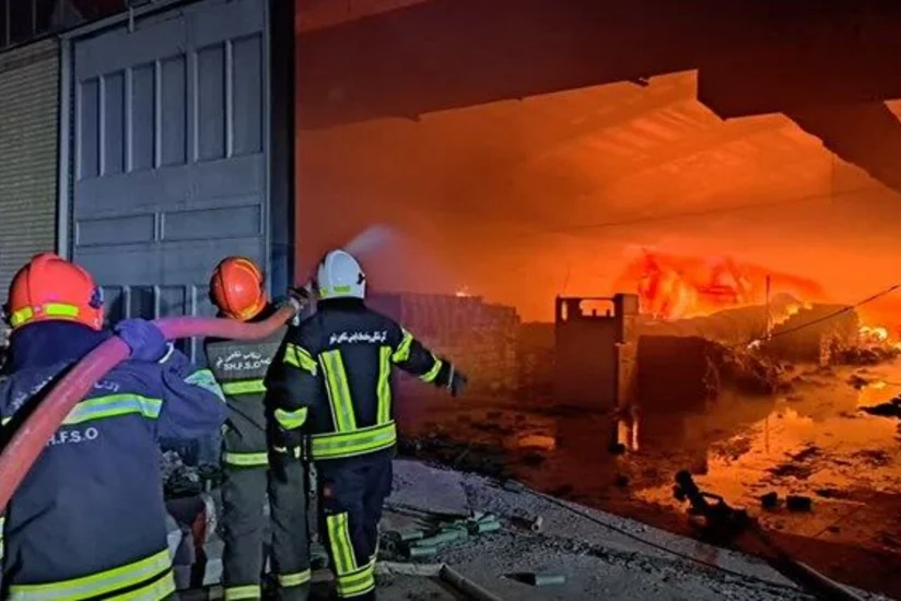 Число пострадавших при пожаре на заводе в Иране возросло до 53