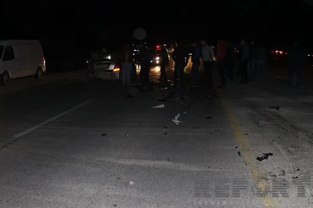 ​Bakı-Quba-Rusiya yolunda üç maşın toqquşub, azyaşlı uşaqlar xəsarət alıb - FOTO