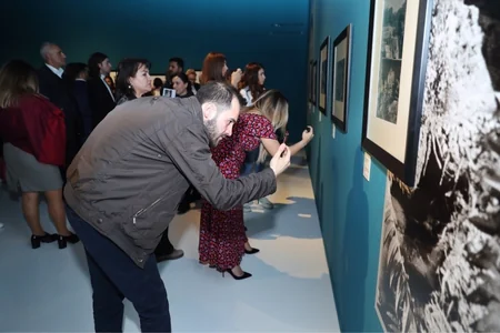 Retrospective exhibition by Russian photographer Yakov Khalip opens at Heydar Aliyev Center
