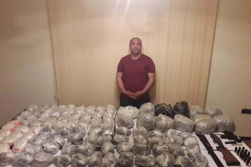 В Азербайджане наркоторговцы совершили автонаезд на пограничников - ВИДЕО