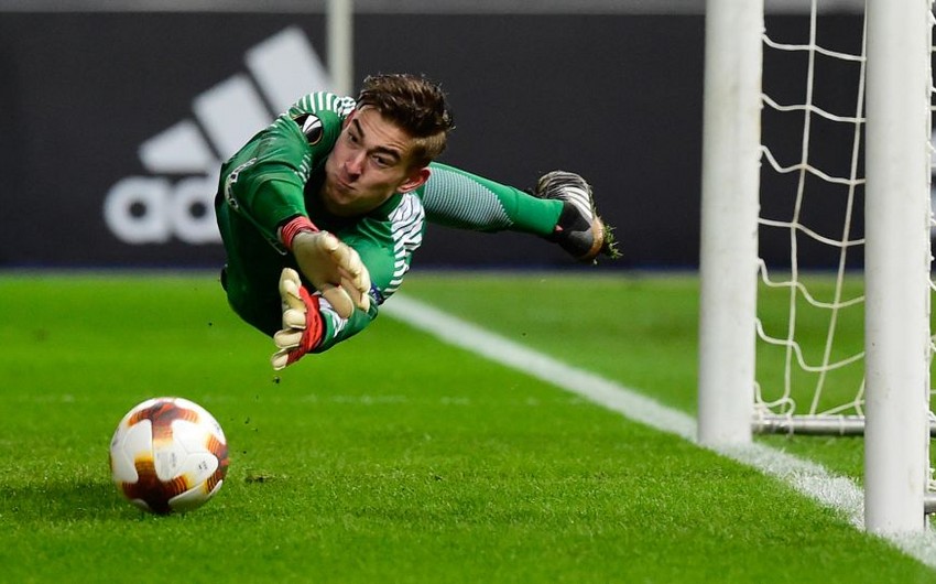 Məşhur futbolçunun oğlu debüt oyununda penalti dəf edib