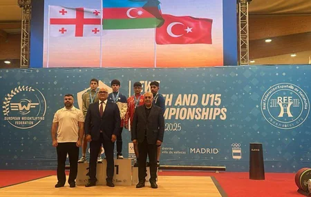 Azərbaycan ağırlıqqaldıranı Avropa birinciliyində 3 medal qazanıb