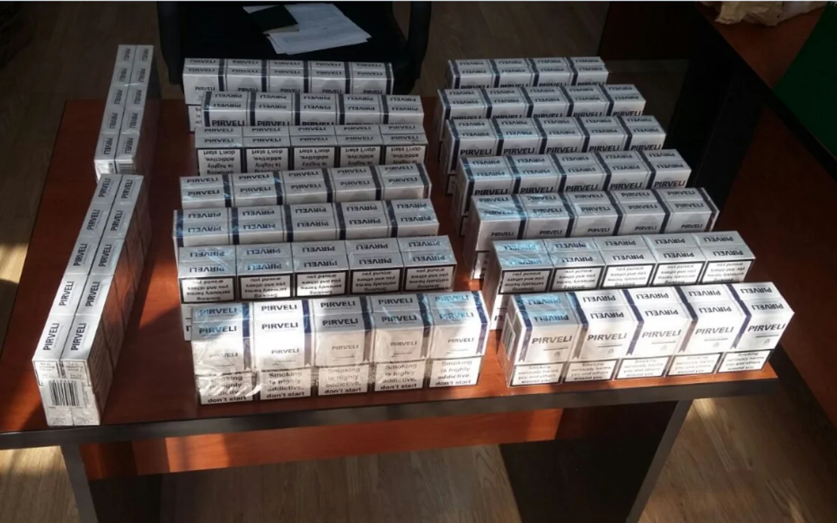 Azərbaycan gömrükçüləri 3 200 ədəd siqaret müsadirə edib