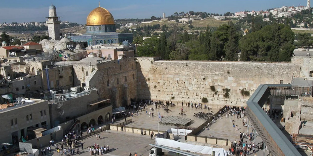 Netanyahu nazirlərə Məbəd dağına icazəsiz getməyi qadağan edib