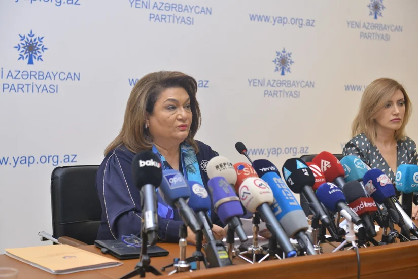 Hicran Hüseynova: Məktəblərdə uşaqlar arasında bir-birinə qarşı təzyiqlər olur