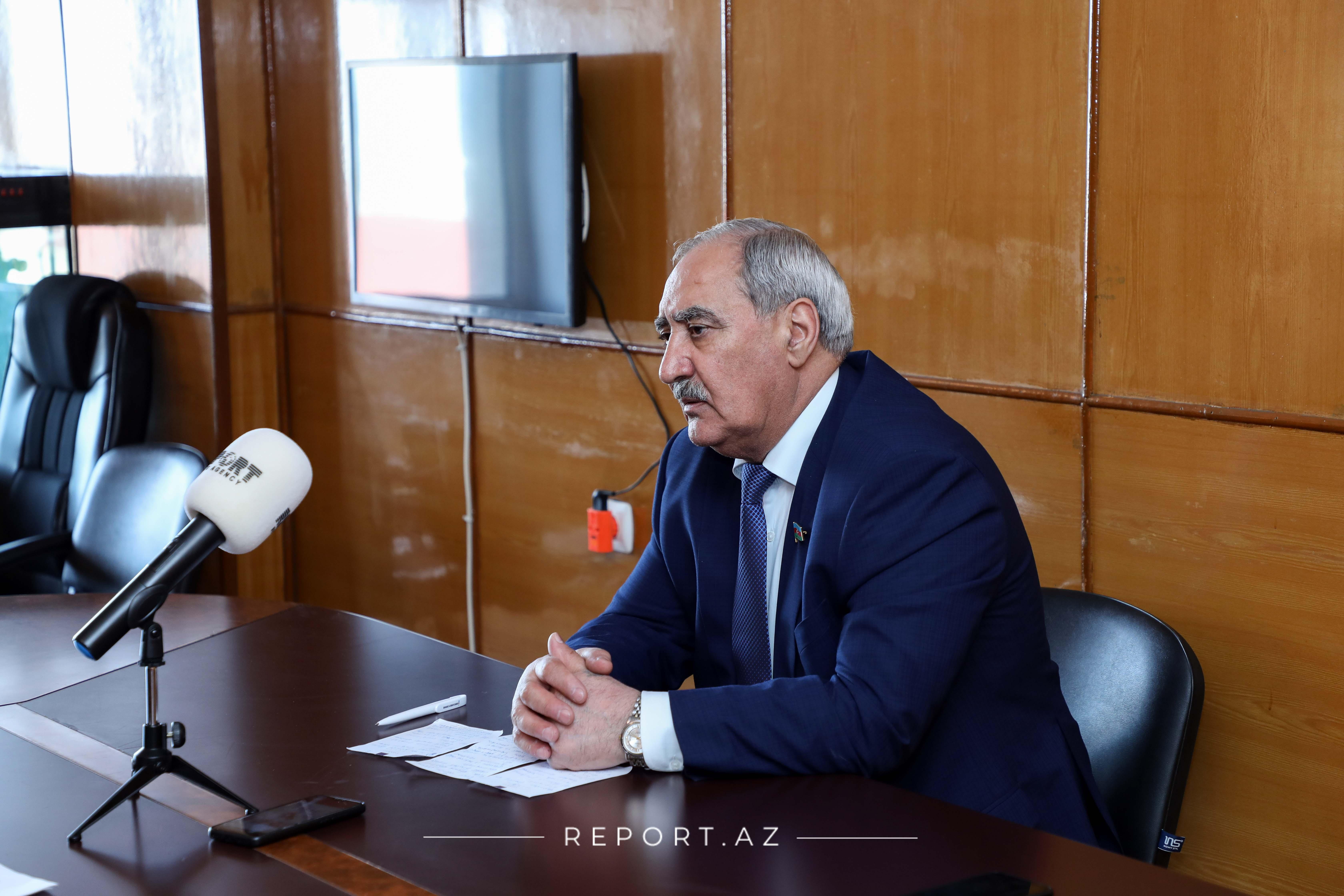 Fəzail Ağamalı