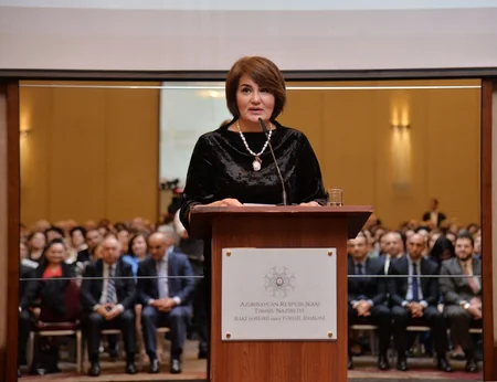 “Bakı təhsili: uğurlar və hədəflər” mövzusunda konfrans keçirilib