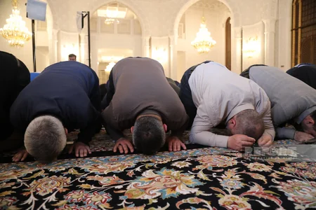 Bakıda Qədr gecəsi keçirilir – FOTOREPORTAJ