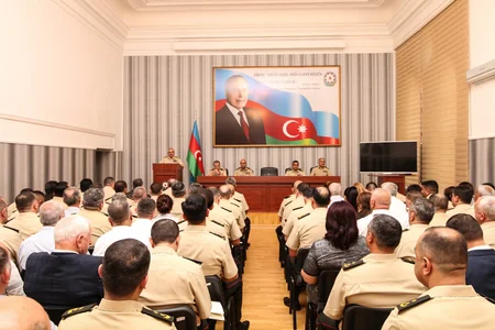 Dövlət Xidmətinin iki şöbə rəisi işdən çıxarılıb