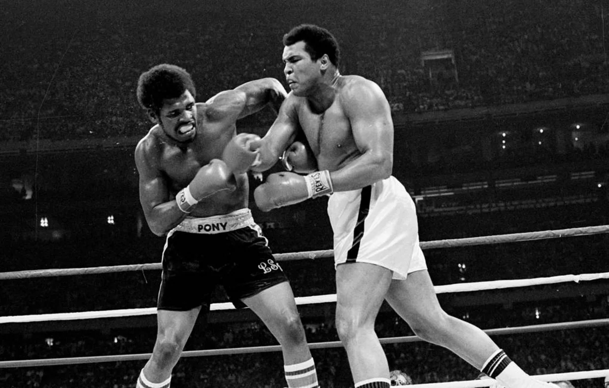 Məhəmməd Əliyə qalib gəlmiş boksçu vəfat edib