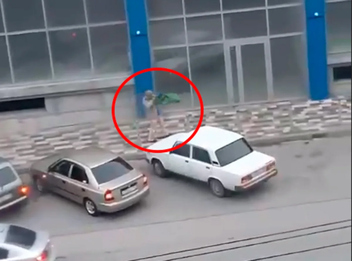 Shooting near ashopping mall in Russia's south leaves several dead