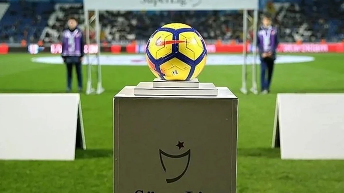 Türkiyənin futbol liqalarında oyunların bərpa olunma tarixi müəyyənləşib