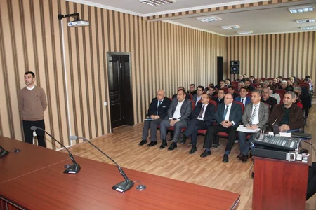 Xəzərdəki neft-qaz yataqlarında ekoloji parametrlərin dəyişilməsi dinamikası müzakirə olunub