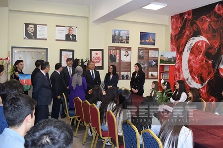 Türkiyənin ailə və sosial xidmətlər naziri Azərbaycandan olan şəhid övladları ilə görüşüb - YENİLƏNİB