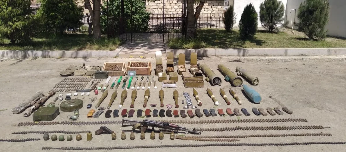 В Шуше обнаружены оружие и боеприпасы