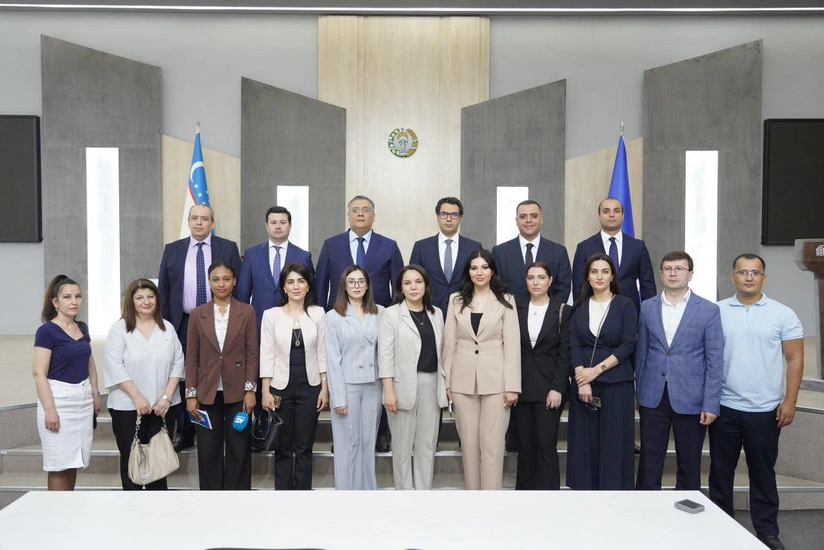 Azərbaycan nümayəndə heyəti Özbəkistanın müxtəlif dövlət qurumlarının fəaliyyəti ilə tanış olublar