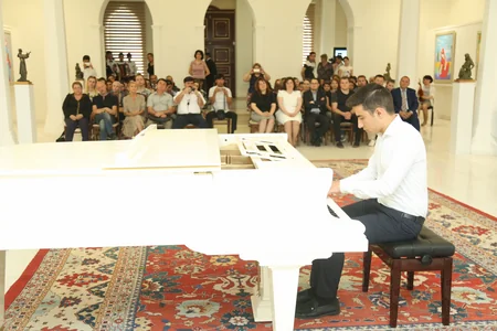 Ganja hosts First International Music Festival