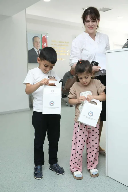 “Həmkardan həmkara qayğı ilə” layihəsinin növbəti mərhələsi Laçında keçirilib