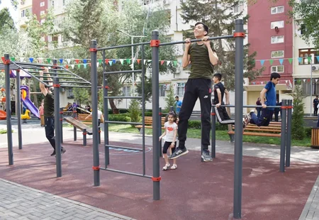 Bakıda daha bir həyət təmir edilib
