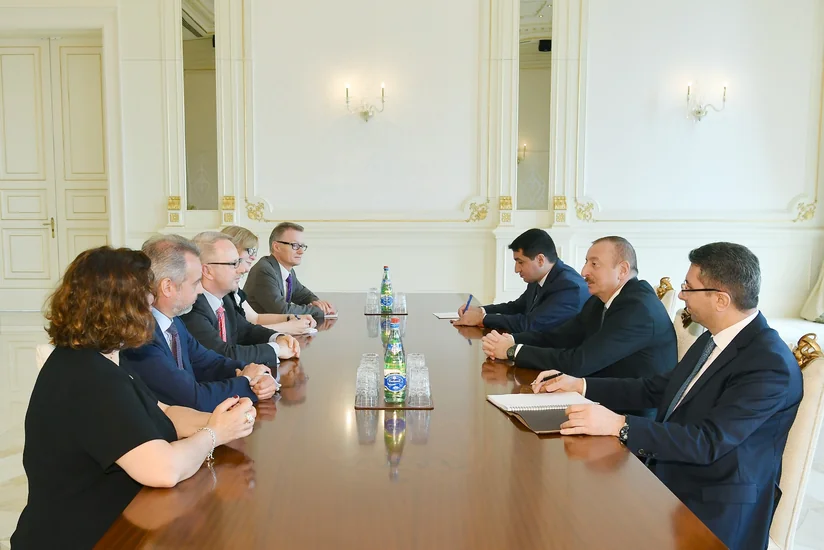 Prezident İlham Əliyev Almaniya Bundestaqının nümayəndə heyətini qəbul edib - YENİLƏNİB