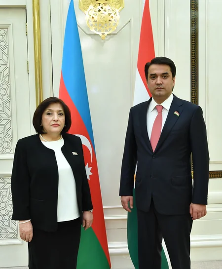 Azərbaycan və Tacikistan parlamentləri əməkdaşlıq sazişi imzalayıb