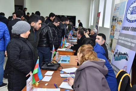 Sumqayıtda əmək yarmarkası keçirilib