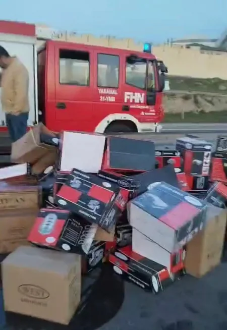 Kənar Dairəvi yolda yük avtomobili yanıb