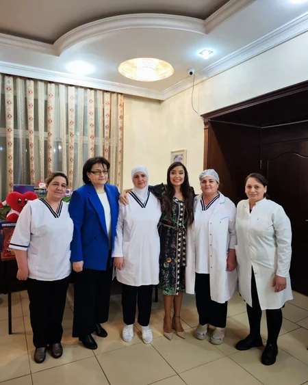 Leyla Əliyeva sağlamlıq imkanları məhdud uşaqlarla görüşüb