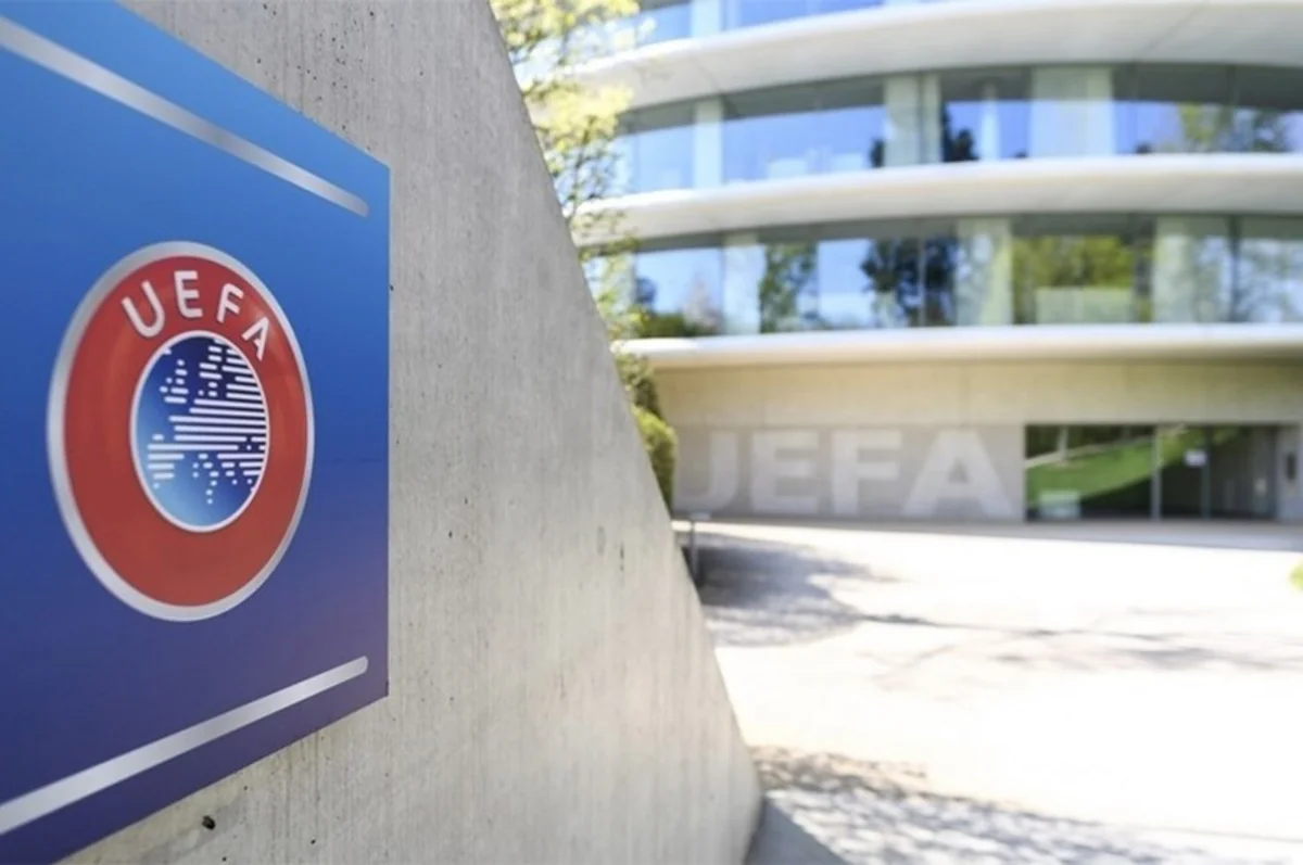 UEFA Fransa klubunu cəzalandırdı