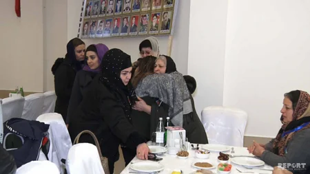 Mən atamı çox istəyirəm - şəhidin mərasimindən - REPORTAJ