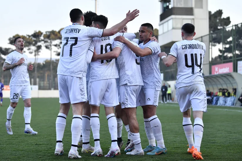 Premyer Liqa: Qarabağ səfərdə Sumqayıtı darmadağın edib