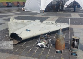 В Киеве показали используемые в российских ракетах компоненты ВПК стран Запада