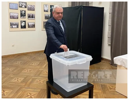 Batumidəki Baş Konsulluqda yaradılmış seçki məntəqəsində səsvermə başlayıb