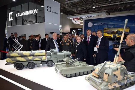 Azerbaijan, Russia discuss prospects for military-technical cooperation
