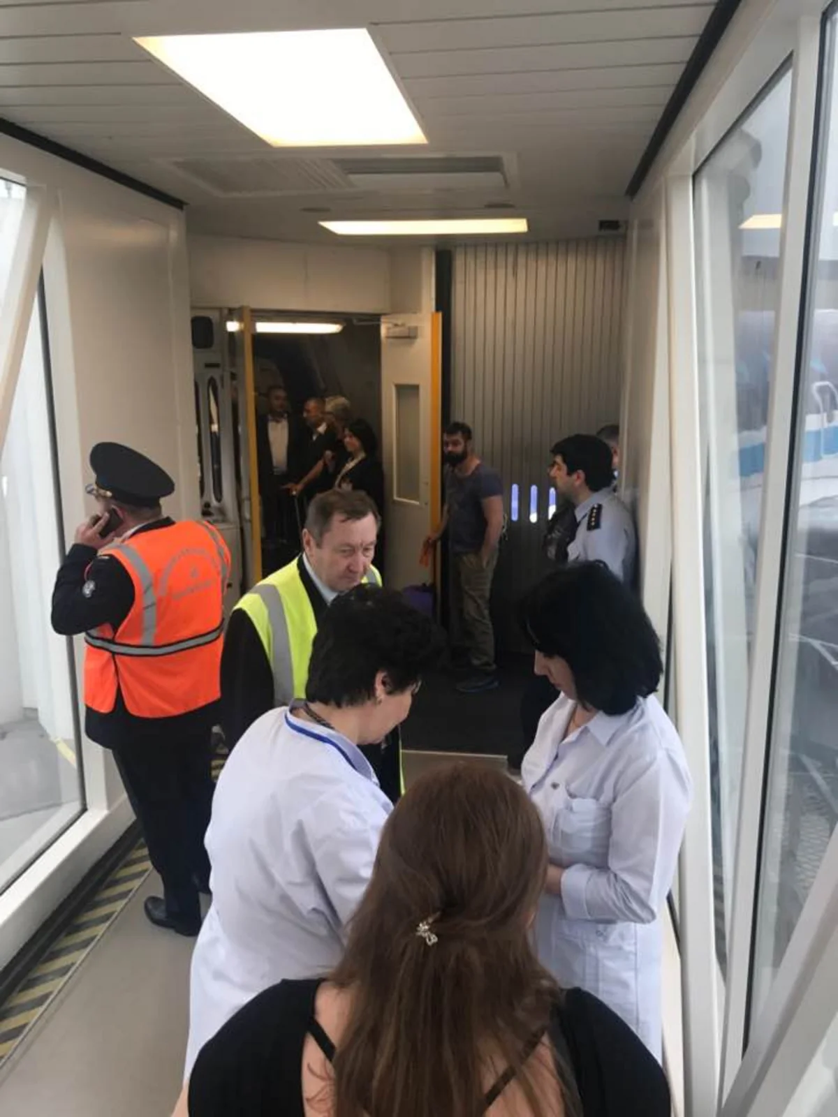AZAL-ın Bakı-Ankara aviareysinin uçuş vaxtı sərnişinin xəstələnməsinə görə dəyişdirilib - FOTO