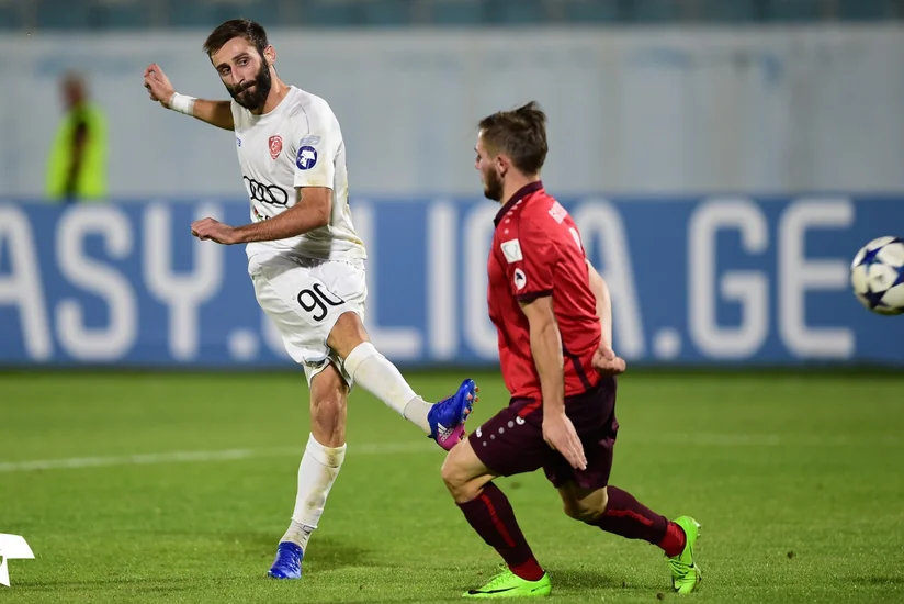 Gürcüstanlı futbolçu Qəbələ ilə müqavilə bağlamağa gəlib